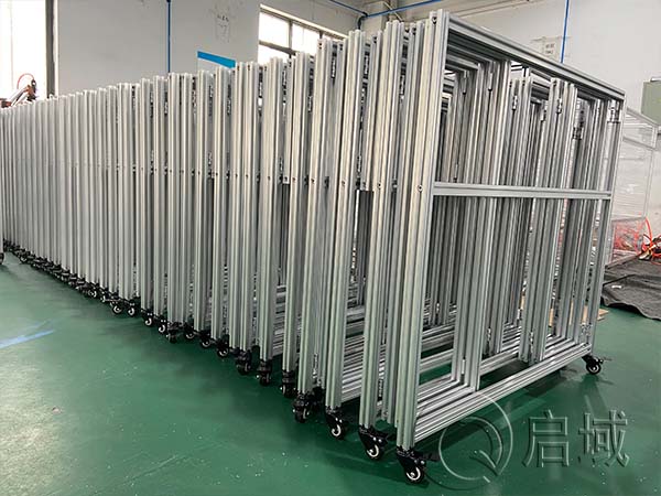 铝材折叠围栏